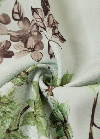 Светло-зеленое кэжуал платье а-силуэт SHEIN с цветочным принтом