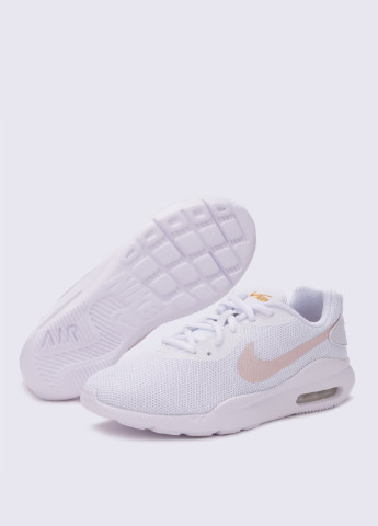 Белые всесезонные кроссовки Nike Air Max Oketo