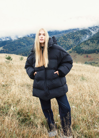 Черная зимняя куртка Gepur