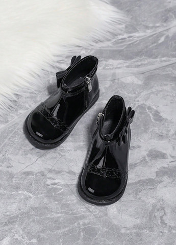 Черные кэжуал осенние ботинки SHEIN