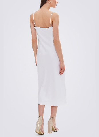 Белое кэжуал платье комбинация es.design белое платье-комбинация Egostyle однотонное