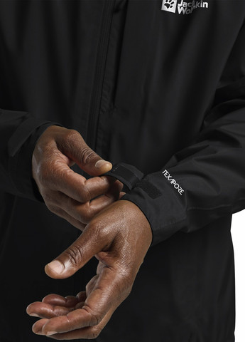 Черная демисезонная ветровка Jack Wolfskin TEMPEST 2L JKT M