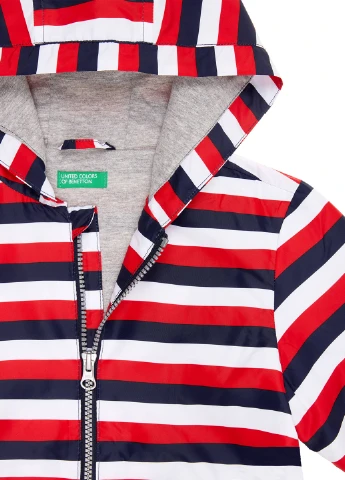 Красная демисезонная куртка United Colors of Benetton