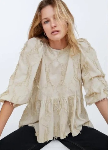 Светло-бежевая летняя блуза Zara
