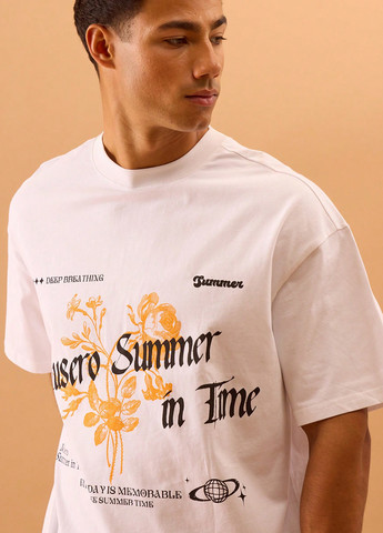 Біла футболка SHEIN