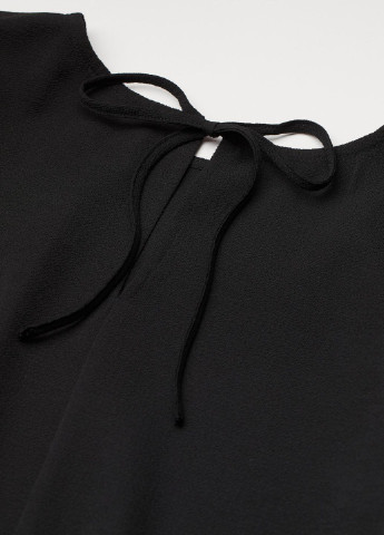 Черное кэжуал платье H&M однотонное