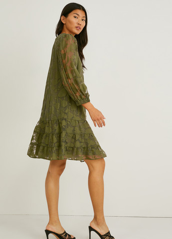 Оливковое кэжуал платье а-силуэт C&A с цветочным принтом