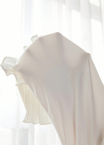 Белая блуза с баской SHEIN