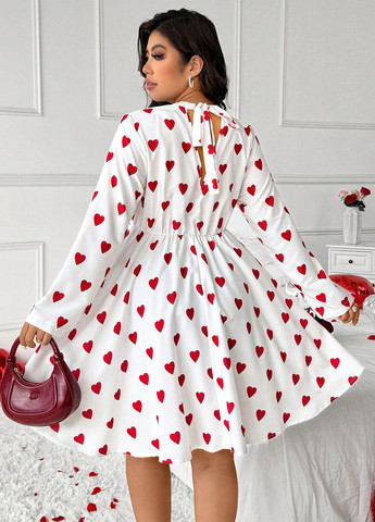 Белое кэжуал платье с юбкой-солнце SHEIN сердечки