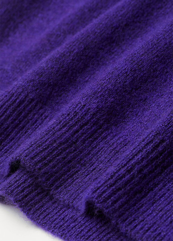 Фиолетовый зимний свитер джемпер H&M