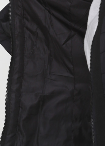 Чорна демісезонна куртка B.Style
