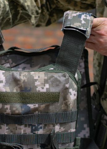 Плитоноска для военных со стропами MOLLE UkrCossacks 1.0 ММ14 украинский камуфляж пиксель мультикам No Brand (253135487)