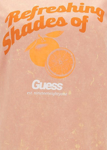 Персиковая летняя футболка Guess