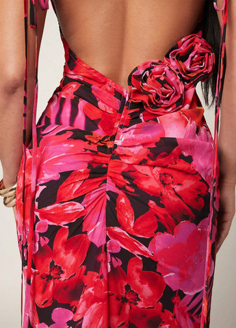 Красное праздничный, вечернее, кэжуал платье силуэтная, с открытой спиной SHEIN с цветочным принтом