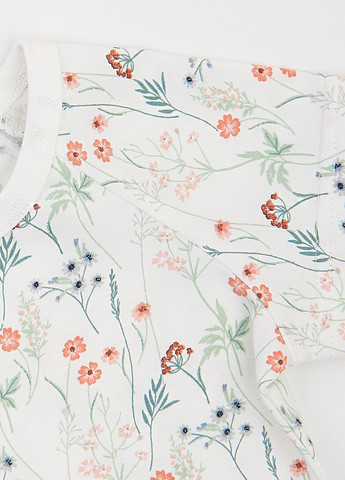 Комбинированный летний комплект (футболка, шорты) Ляля