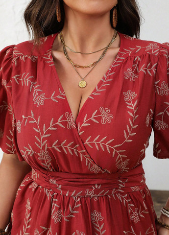 Бордова кежуал сукня на запах SHEIN однотонна