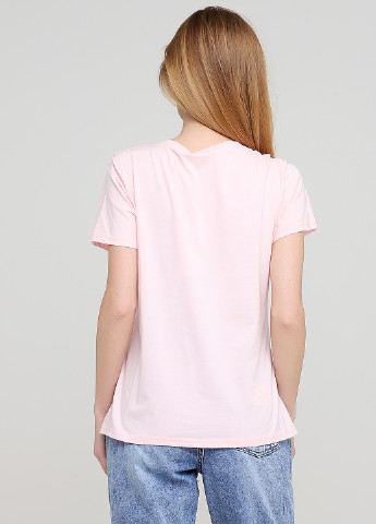 Розовая летняя футболка Evis