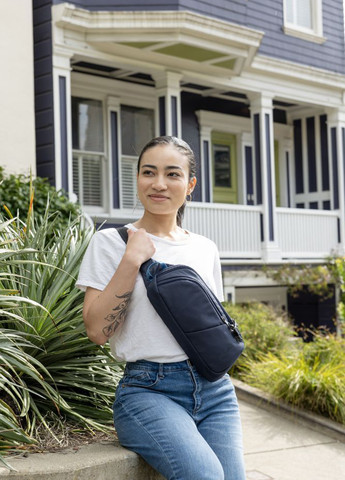 Сумка Pacsafe V anti-theft action sling pack (328439570)