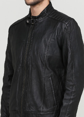 Черная демисезонная куртка кожаная Giorgio di Mare