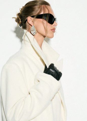 Кремове демісезонне Пальто двобортне SHEIN