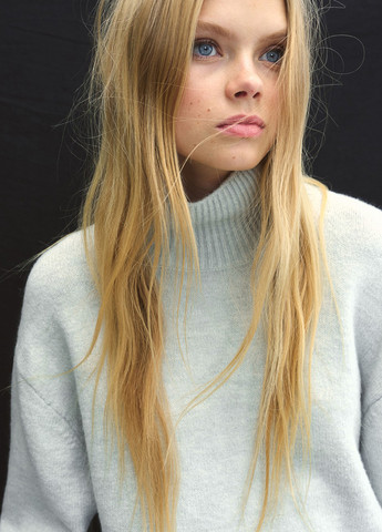 Світло-бірюзовий зимовий светр джемпер H&M