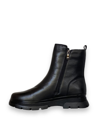 Зимние ботинки Meego без декора