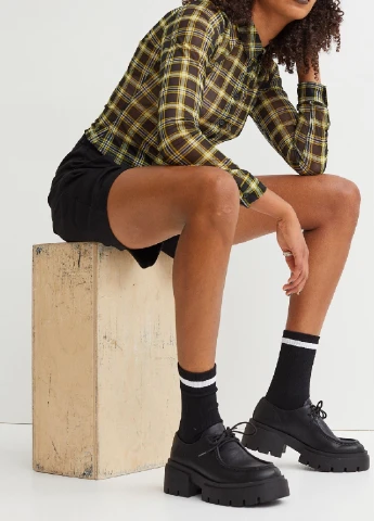 Черная кэжуал рубашка в клетку H&M