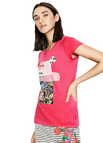 Розовая летняя футболка Desigual