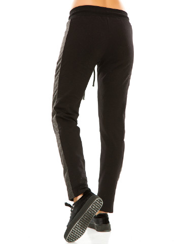 Черные кэжуал демисезонные брюки Demma