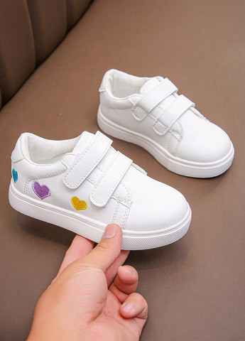 Білі осінні кросівки SHEIN