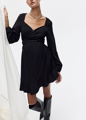 Черное кэжуал платье для беременных клеш, в стиле ампир H&M однотонное