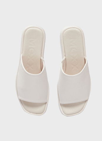 Белые шлепанцы Mexx
