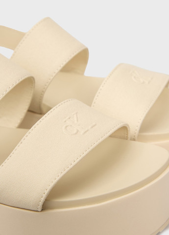 Бежевые босоножки Calvin Klein Jeans на липучке с тиснением, с логотипом