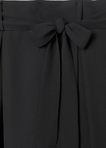 Черная кэжуал однотонная юбка H&M а-силуэта (трапеция)