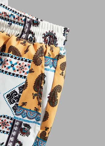 Белый летний костюм (майка, шорты) SHEIN