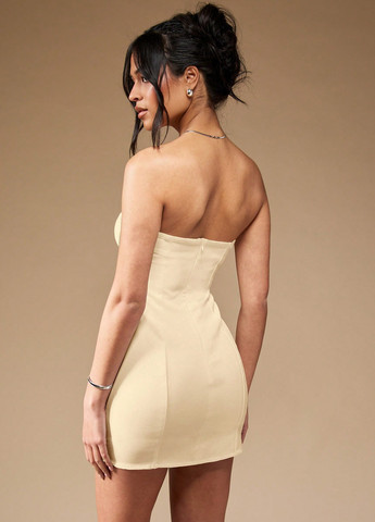 Кремовое коктейльное, кэжуал платье с открытыми плечами SHEIN однотонное