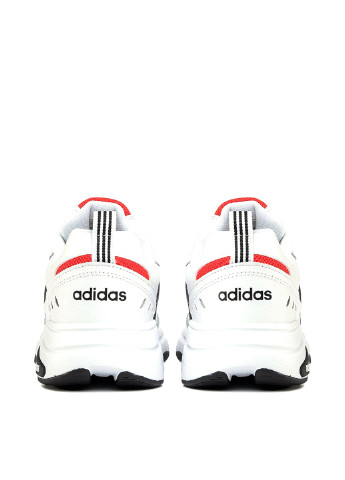 Белые всесезонные кросівки adidas