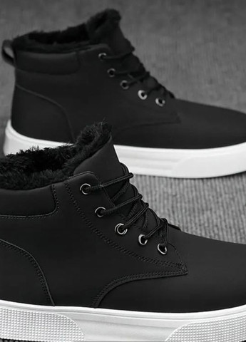 Черные осенние кроссовки SHEIN