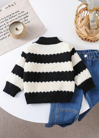 Черно-белый демисезонный свитер SHEIN