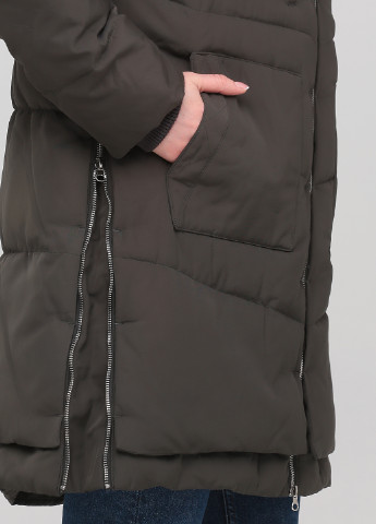 Оливковая (хаки) зимняя куртка Veralba