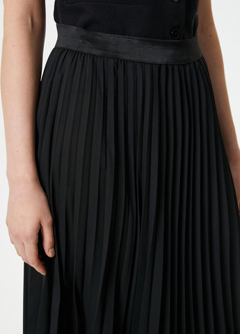 Черная кэжуал однотонная юбка KOTON плиссе