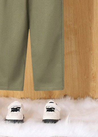 Хаки кэжуал демисезонные брюки прямые SHEIN