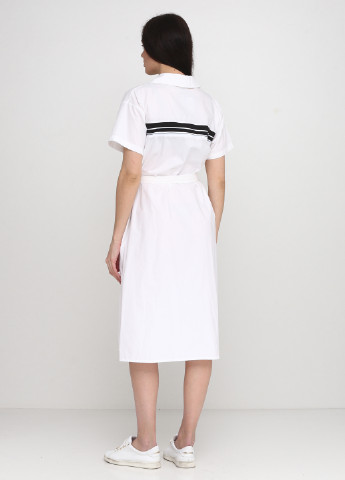Белое кэжуал платье Stella Milani однотонное