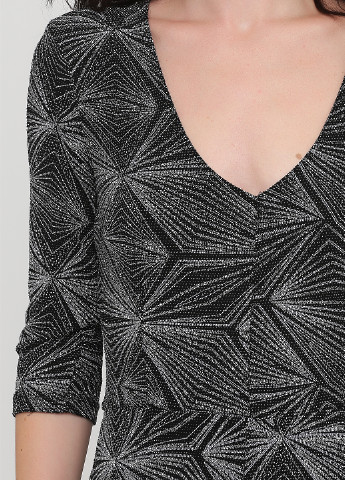 Комбинезон Jennyfer комбинезон-шорты геометрический чёрный вечерний металлизированные нити, полиамид, трикотаж