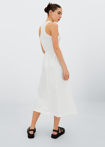 Білий кежуал сукня сукня-майка Stradivarius однотонна