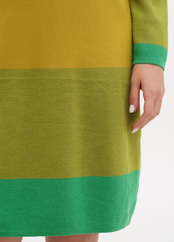 Зеленое кэжуал платье платье-свитер Minority в полоску