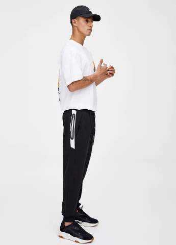 Черные спортивные демисезонные джоггеры брюки Pull & Bear