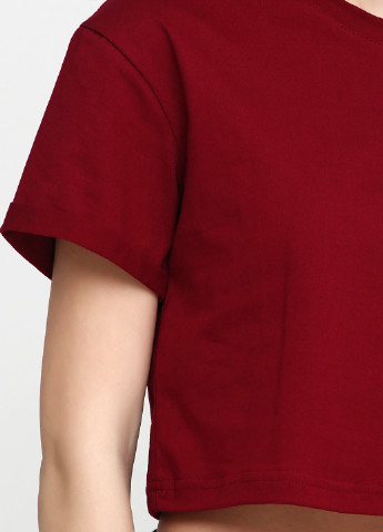 Бордовая летняя футболка Shik