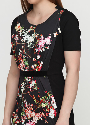Черное кэжуал платье Sassofono с цветочным принтом