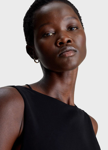 Чорна вечірня сукня з відкритою спиною Calvin Klein однотонна